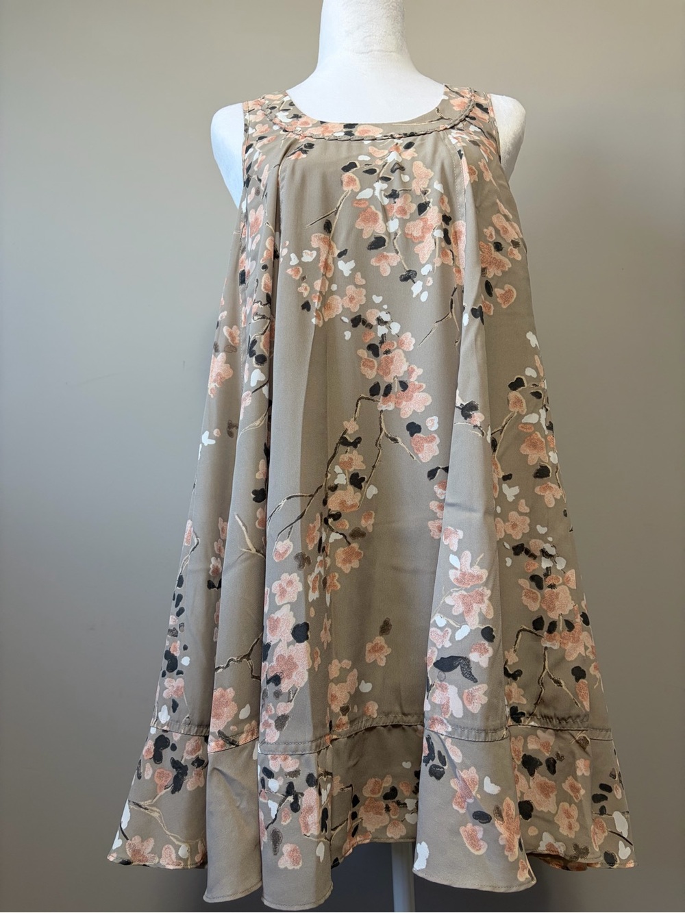 H&M Taupe A-Line Skirt with Peach Floral Print